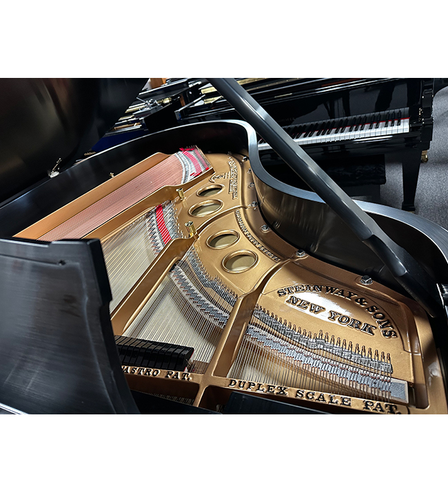 Steinway O