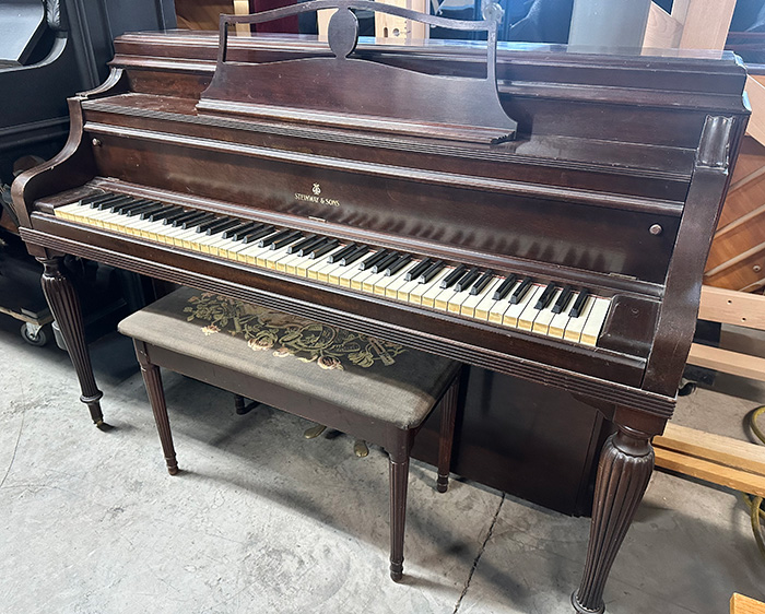 Steinway Console